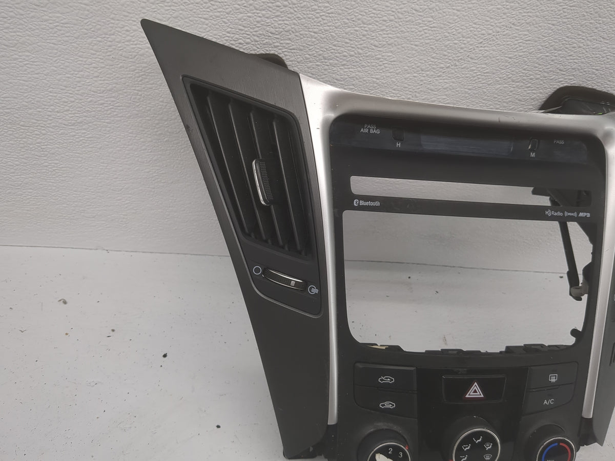 2014 Hyundai Sonata Climate Control Module Temperature AC/Heater Replacement P/N:97250-3Q030 JA2AA0105 Fits OEM Used Auto Pa