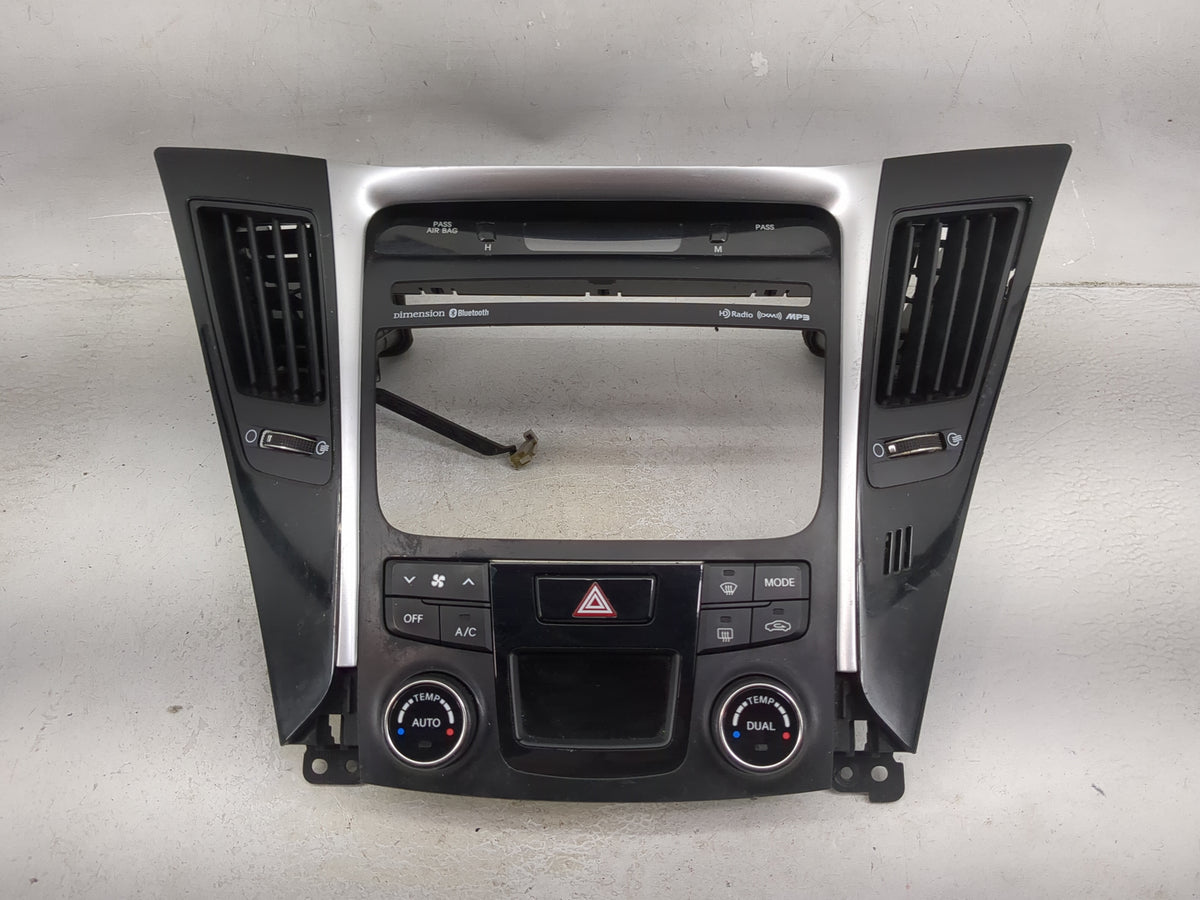 2014 Hyundai Sonata Climate Control Module Temperature AC/Heater Replacement P/N:94510-3Q500 Fits OEM Used Auto Parts - Oemu