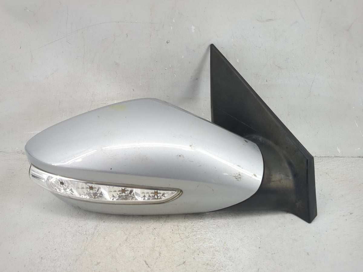 2011-2014 Hyundai Sonata Passenger Side View Mirror - Right Door Mirror OEM Used - Oemusedautoparts1.com