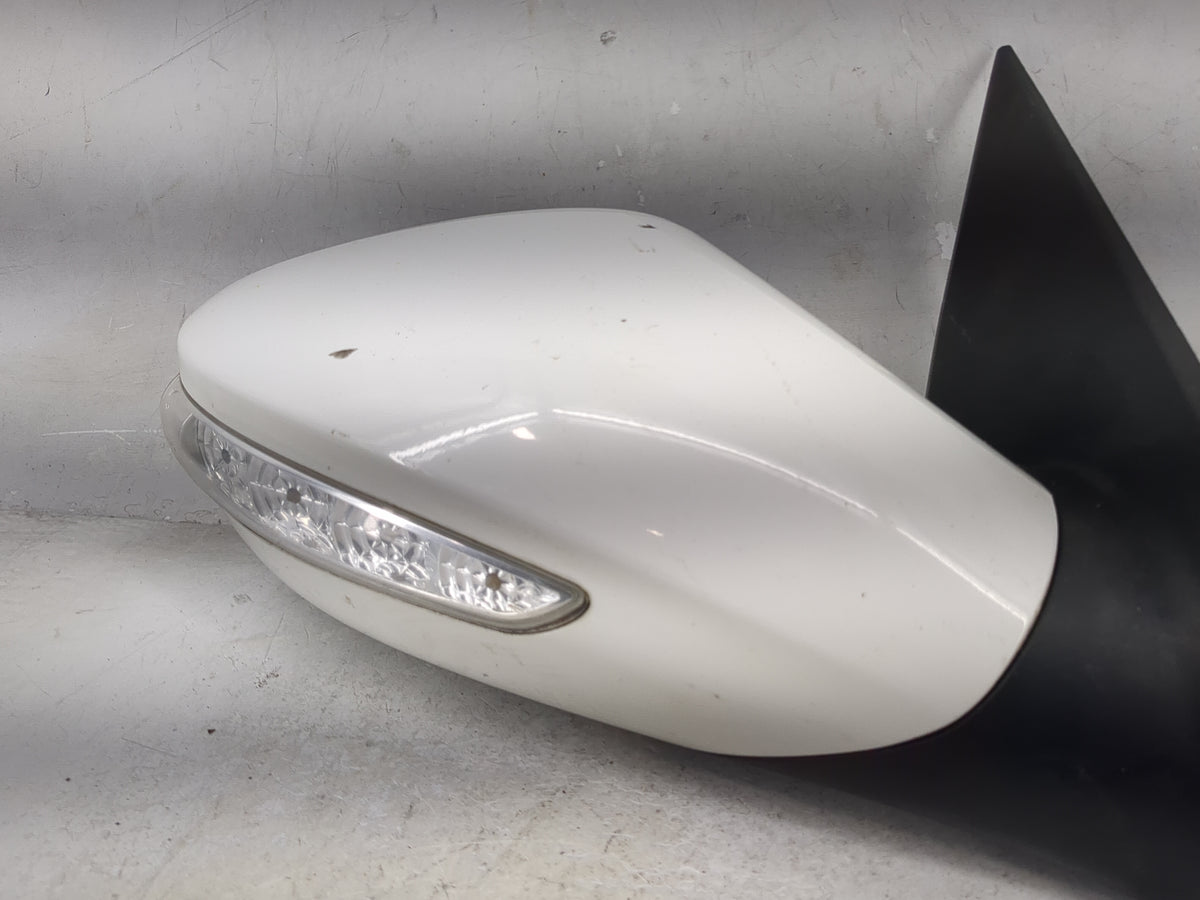 2014 Hyundai Sonata Passenger Side View Mirror - Right Door Mirror OEM Used - Oemusedautoparts1.com