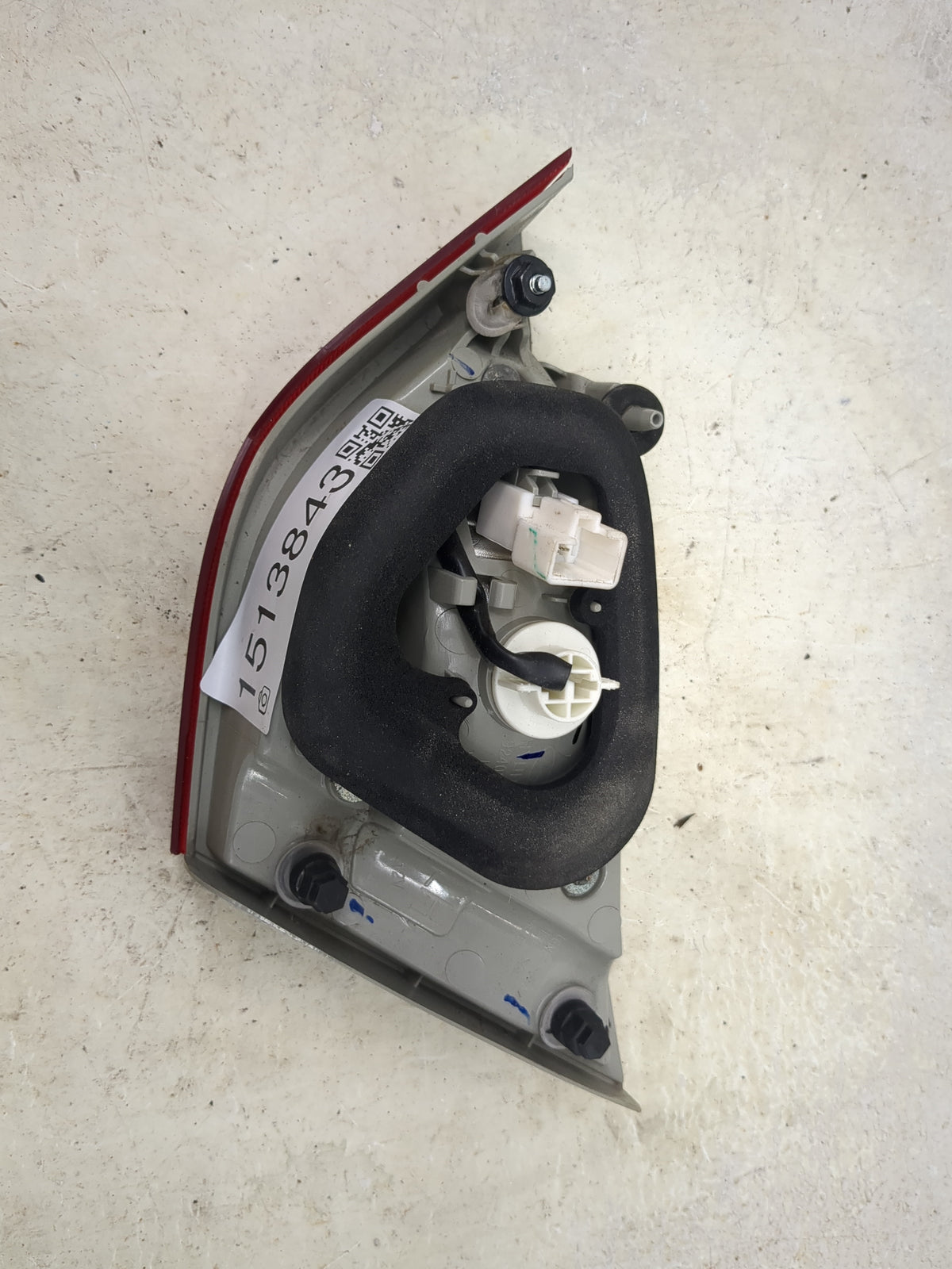 2014-2014 Hyundai Sonata Driver Left Side Deck Lid Mounted Tail Light - Oemusedautoparts1.com
