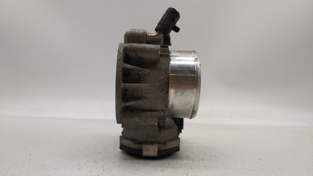 2011-2014 Hyundai Sonata Throttle Body P/N:35100-2G700 Fits Fits 2011 2012 2013 2014 2015 2016 OEM Used Auto Parts - Oemused