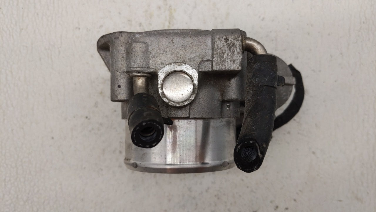 2011-2014 Hyundai Sonata Throttle Body P/N:35100-2G700 Fits Fits 2011 2012 2013 2014 2015 2016 OEM Used Auto Parts - Oemused