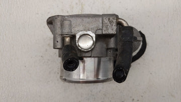 2011-2014 Hyundai Sonata Throttle Body P/N:35100-2G700 Fits Fits 2011 2012 2013 2014 2015 2016 OEM Used Auto Parts