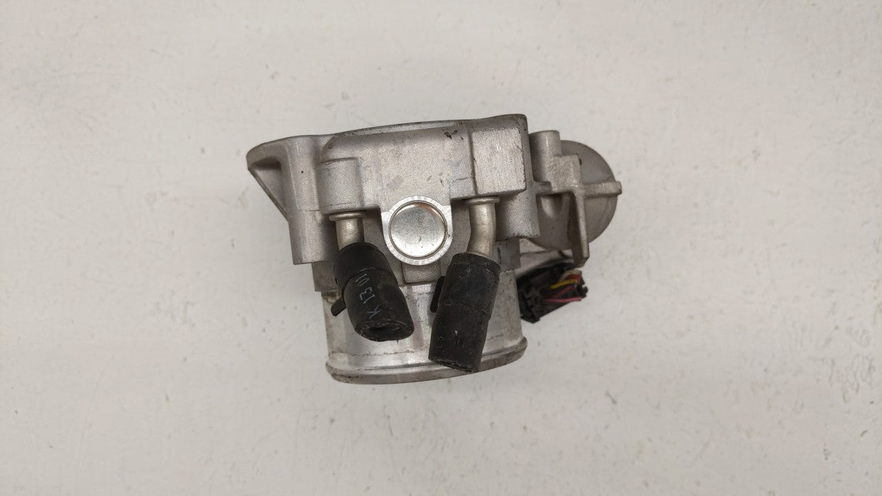 2011-2014 Hyundai Sonata Throttle Body P/N:35100-2G710 Fits Fits 2011 2012 2013 2014 2015 2016 OEM Used Auto Parts - Oemused