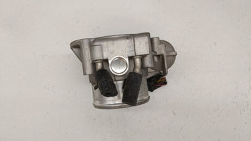 2011-2014 Hyundai Sonata Throttle Body P/N:35100-2G710 Fits Fits 2011 2012 2013 2014 2015 2016 OEM Used Auto Parts