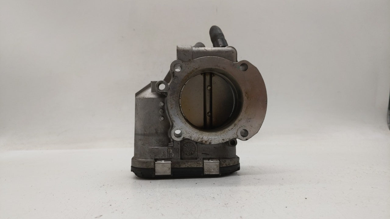 2011-2014 Hyundai Sonata Throttle Body P/N:35100-2G710 Fits Fits 2011 2012 2013 2014 2015 2016 OEM Used Auto Parts - Oemused