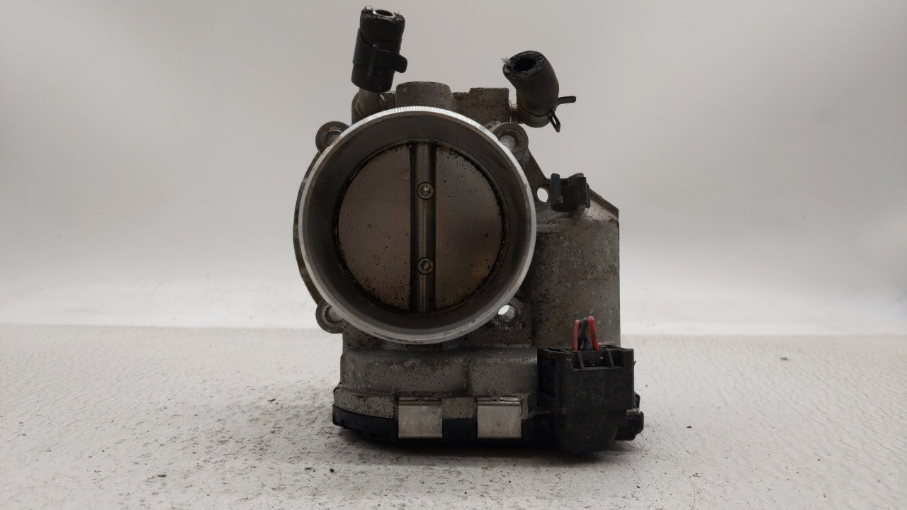 2011-2014 Hyundai Sonata Throttle Body P/N:35100-2G700 Fits Fits 2011 2012 2013 2014 2015 2016 OEM Used Auto Parts - Oemused