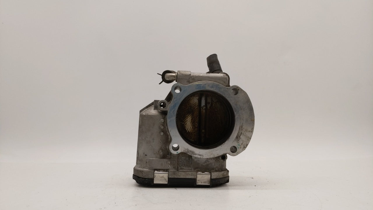 2011-2014 Hyundai Sonata Throttle Body P/N:35100-2G700 Fits Fits 2011 2012 2013 2014 2015 2016 OEM Used Auto Parts - Oemused