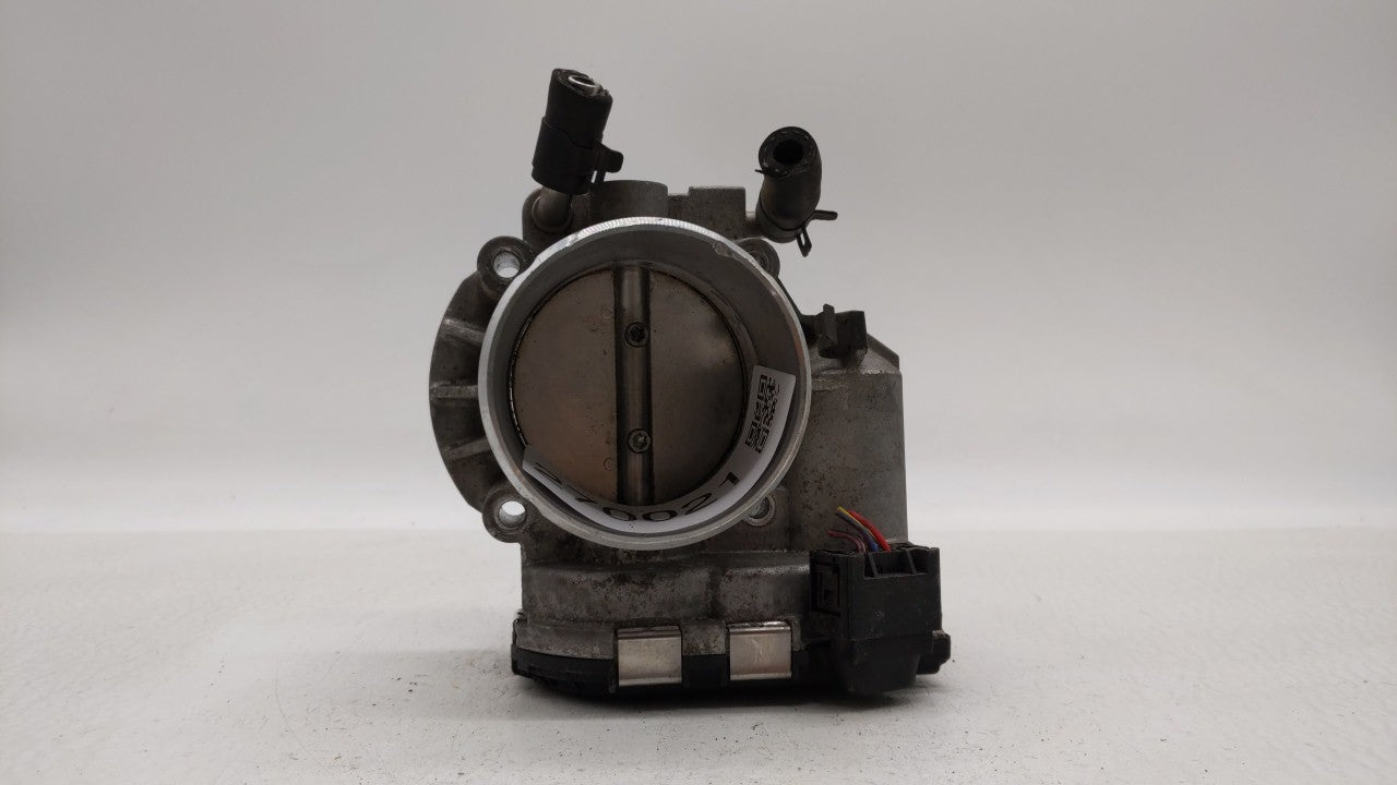 2011-2014 Hyundai Sonata Throttle Body P/N:35100-2G700 Fits Fits 2011 2012 2013 2014 2015 2016 OEM Used Auto Parts - Oemused