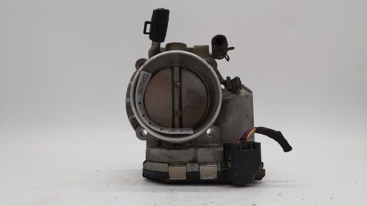 2011-2014 Hyundai Sonata Throttle Body P/N:35100-2G700 Fits Fits 2011 2012 2013 2014 2015 2016 OEM Used Auto Parts - Oemused