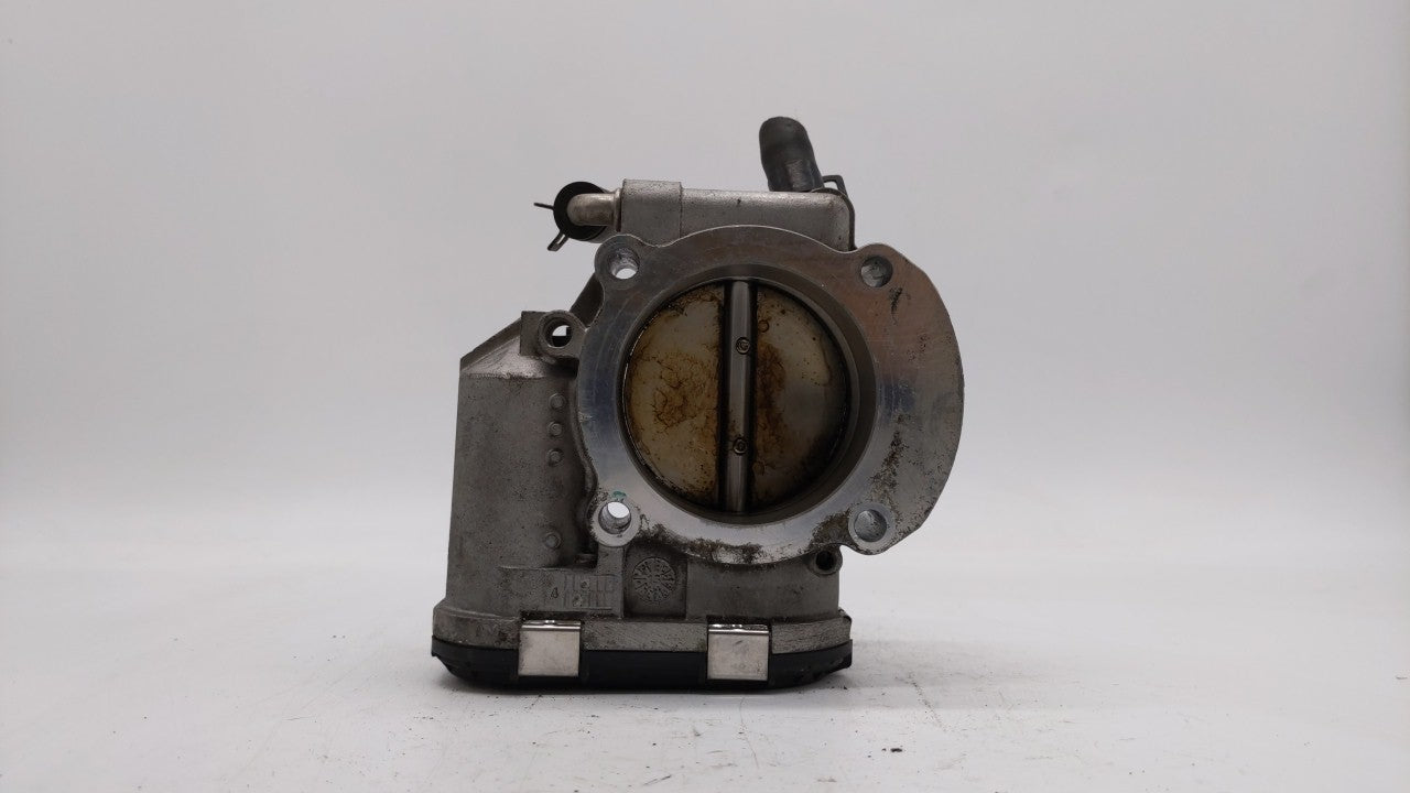 2011-2014 Hyundai Sonata Throttle Body P/N:35100-2G700 Fits Fits 2011 2012 2013 2014 2015 2016 OEM Used Auto Parts - Oemused