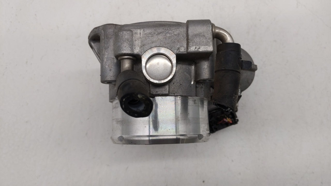 2011-2014 Hyundai Sonata Throttle Body P/N:35100-2G700 Fits Fits 2011 2012 2013 2014 2015 2016 OEM Used Auto Parts - Oemused