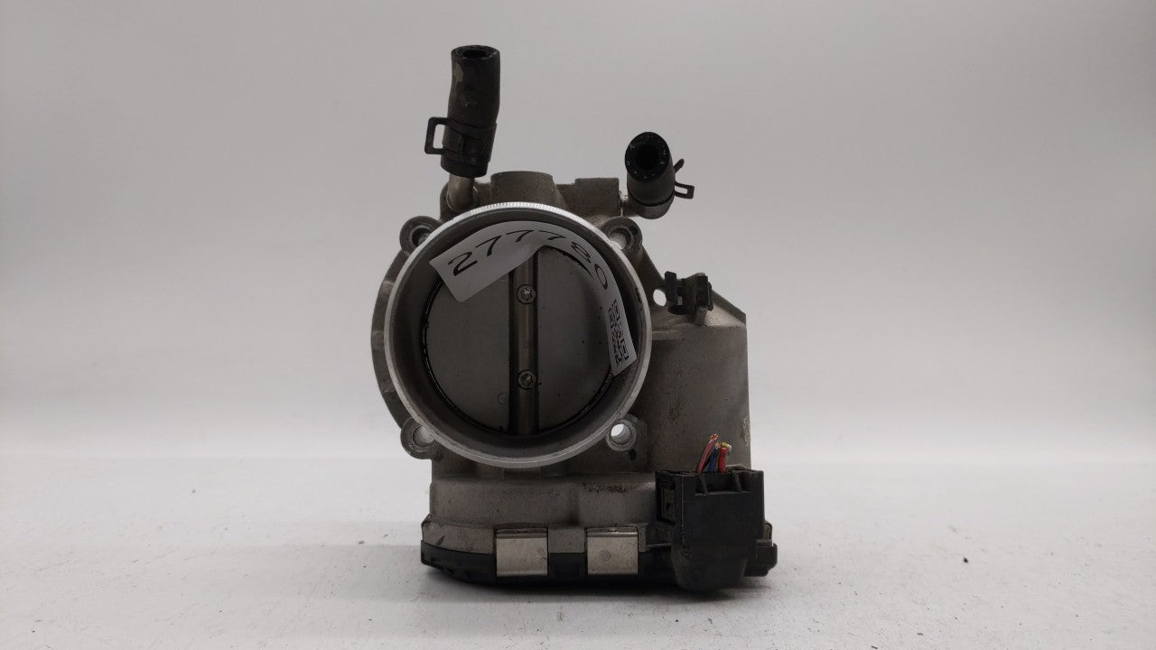 2011-2014 Hyundai Sonata Throttle Body P/N:35100-2G700 Fits Fits 2011 2012 2013 2014 2015 2016 OEM Used Auto Parts - Oemused