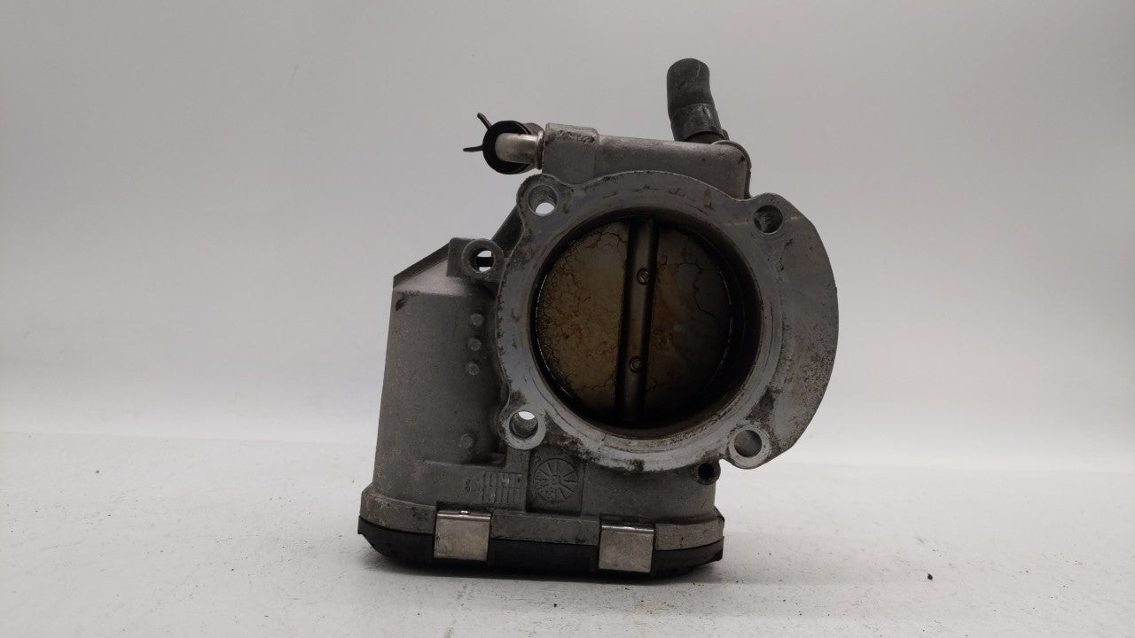 2011-2014 Hyundai Sonata Throttle Body P/N:35100-2G700 Fits Fits 2011 2012 2013 2014 2015 2016 OEM Used Auto Parts - Oemused