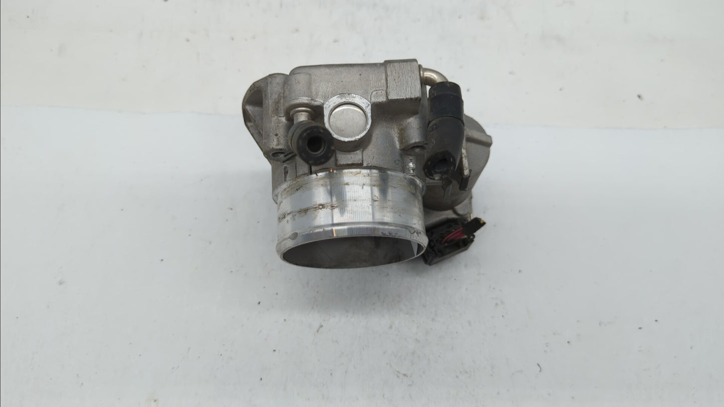2011-2014 Hyundai Sonata Throttle Body P/N:35100-2G700 Fits Fits 2011 2012 2013 2014 2015 2016 OEM Used Auto Parts - Oemused