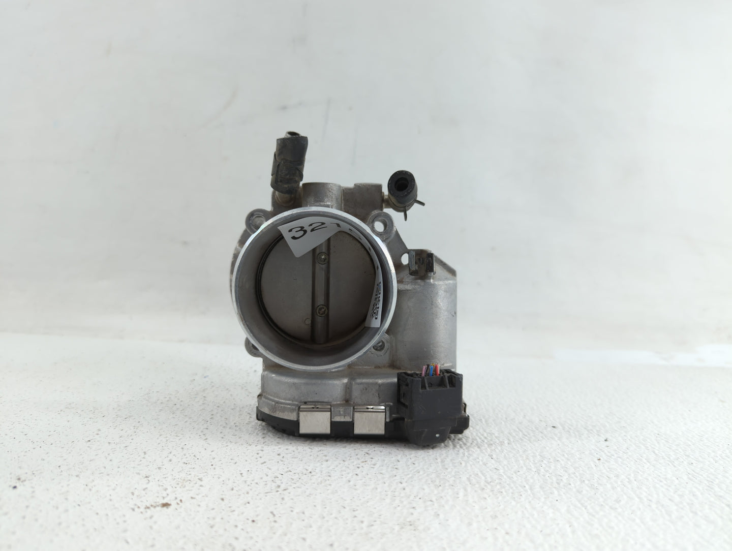 2011-2014 Hyundai Sonata Throttle Body P/N:35100-2G700 Fits Fits 2011 2012 2013 2014 2015 2016 OEM Used Auto Parts - Oemused