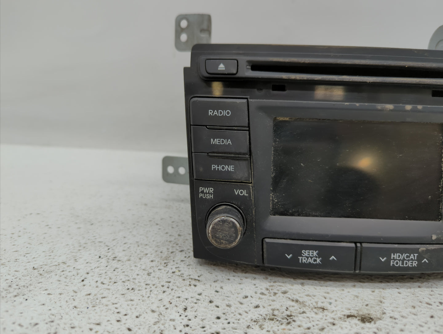 2014-2015 Hyundai Sonata Am Fm Cd Player Radio Receiver - Oemusedautoparts1.com