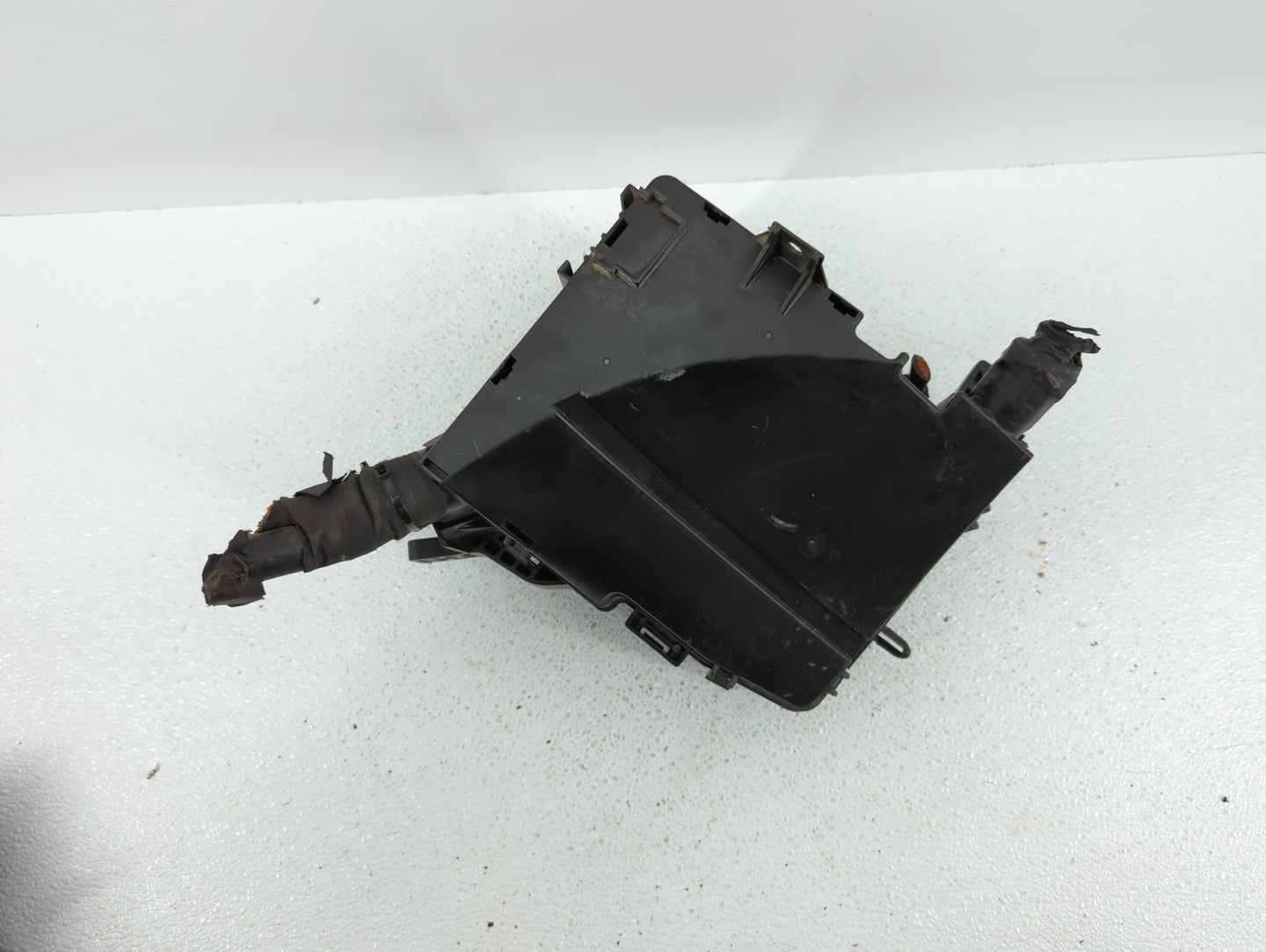 2011-2014 Hyundai Sonata Fusebox Fuse Box Panel Relay Module P/N:VS917503Q070YC VS912003Q094YA Fits Fits 2011 2012 2013 2014