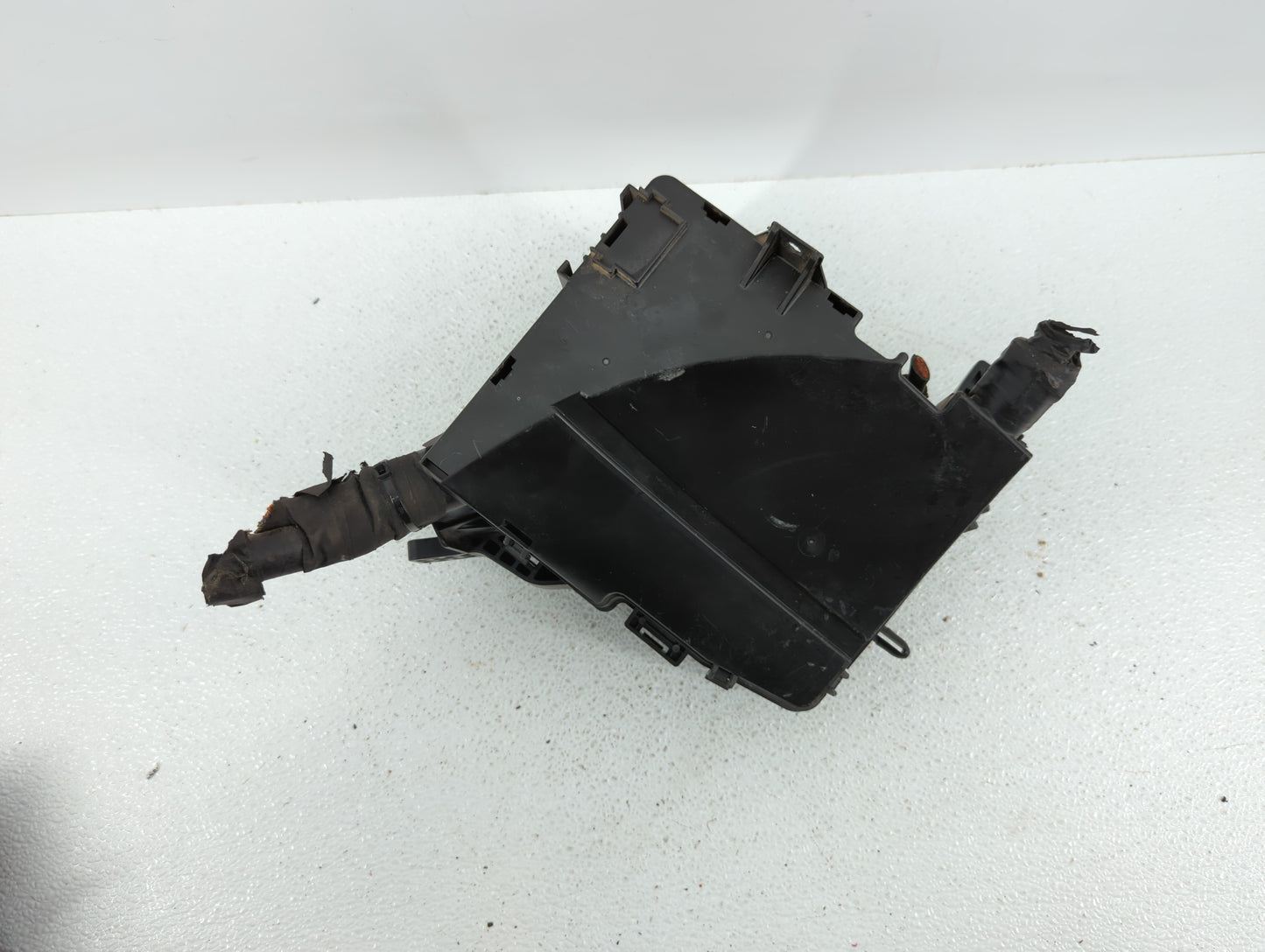 2011-2014 Hyundai Sonata Fusebox Fuse Box Panel Relay Module P/N:VS917503Q070YC VS912003Q094YA Fits Fits 2011 2012 2013 2014