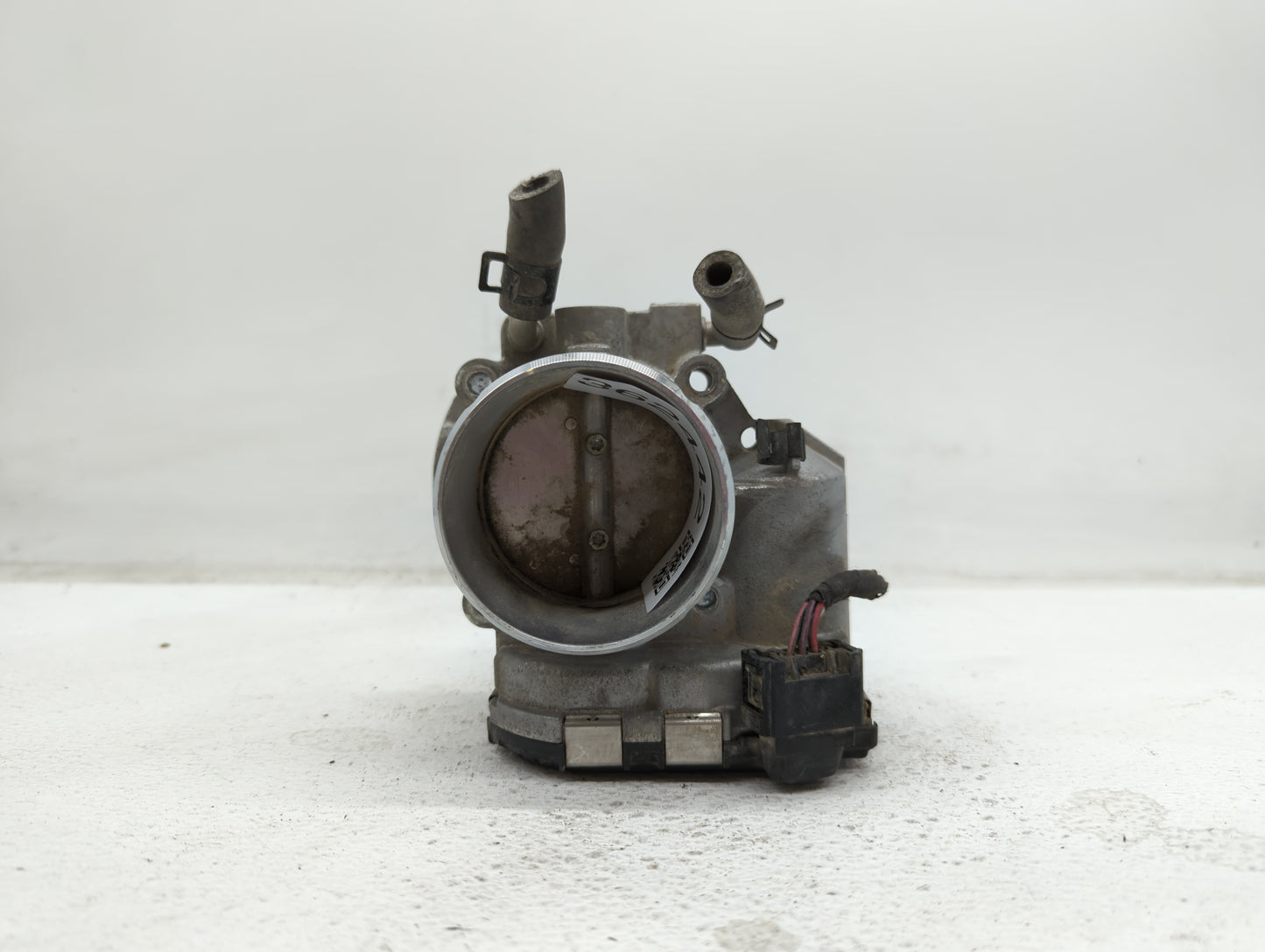 2011-2014 Hyundai Sonata Throttle Body P/N:904501 0001 35100-2G700 Fits Fits 2011 2012 2013 2014 2015 2016 OEM Used Auto Par