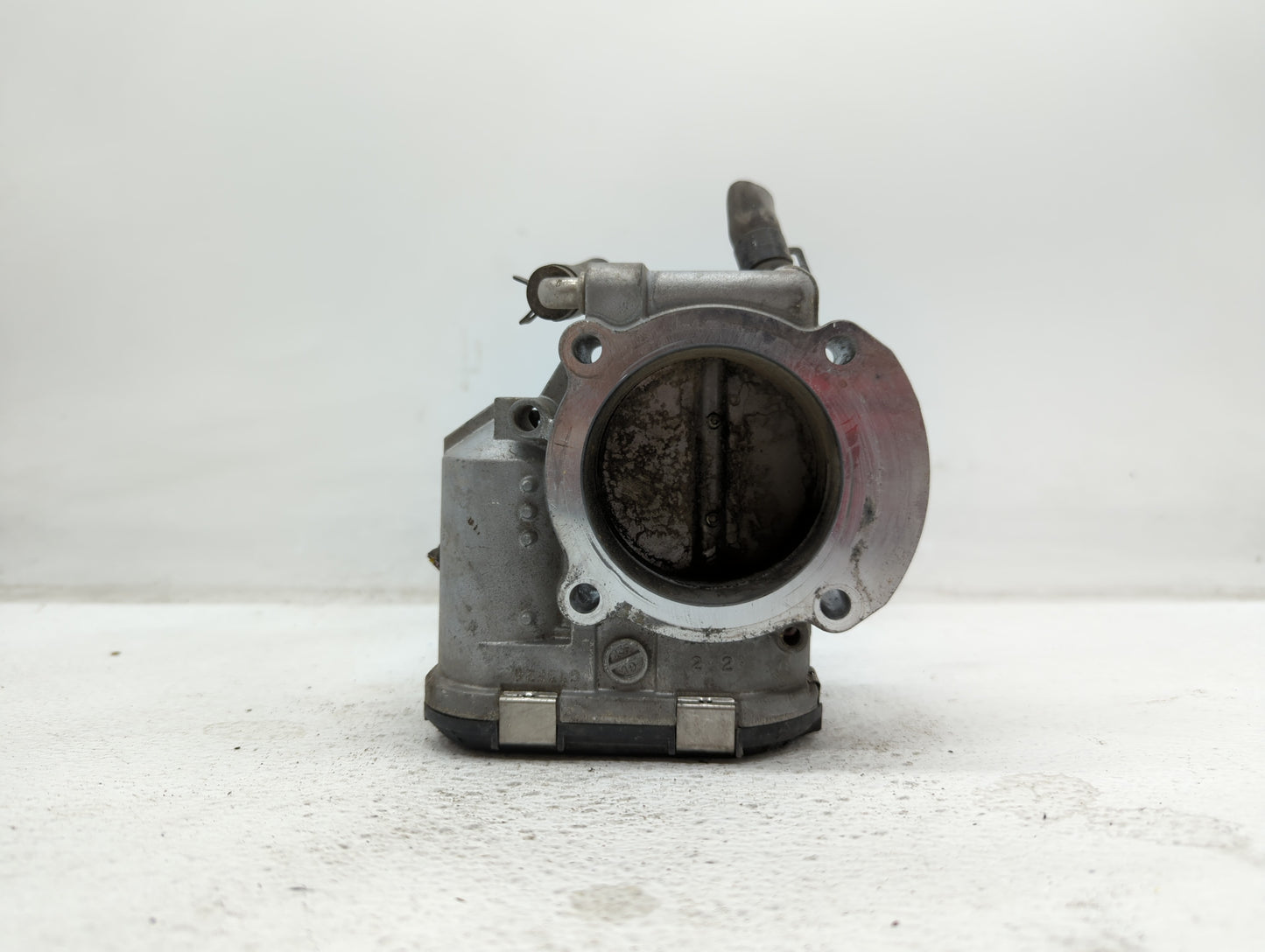2011-2014 Hyundai Sonata Throttle Body P/N:904501 0001 35100-2G700 Fits Fits 2011 2012 2013 2014 2015 2016 OEM Used Auto Par