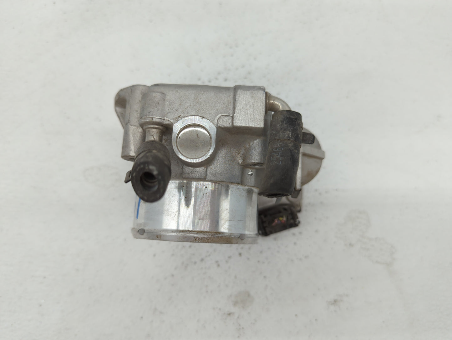 2011-2014 Hyundai Sonata Throttle Body P/N:904501 0001 35100-2G700 Fits Fits 2011 2012 2013 2014 2015 2016 OEM Used Auto Par