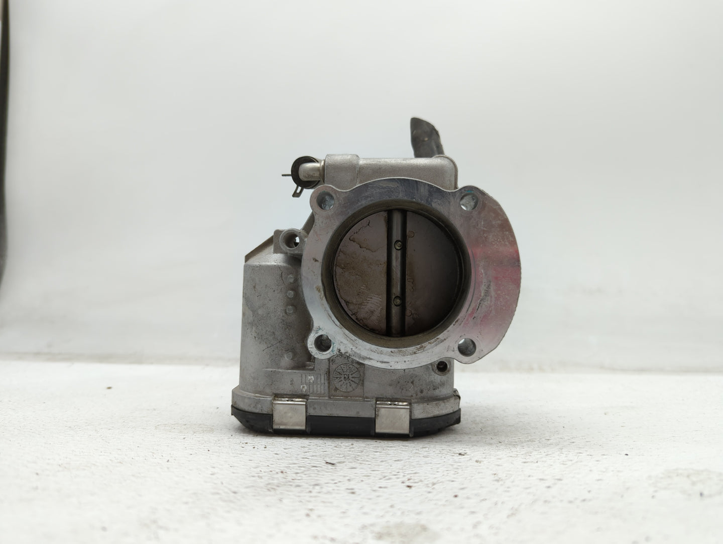 2011-2014 Hyundai Sonata Throttle Body P/N:904501 0001 35100-2G700 Fits Fits 2011 2012 2013 2014 2015 2016 OEM Used Auto Par