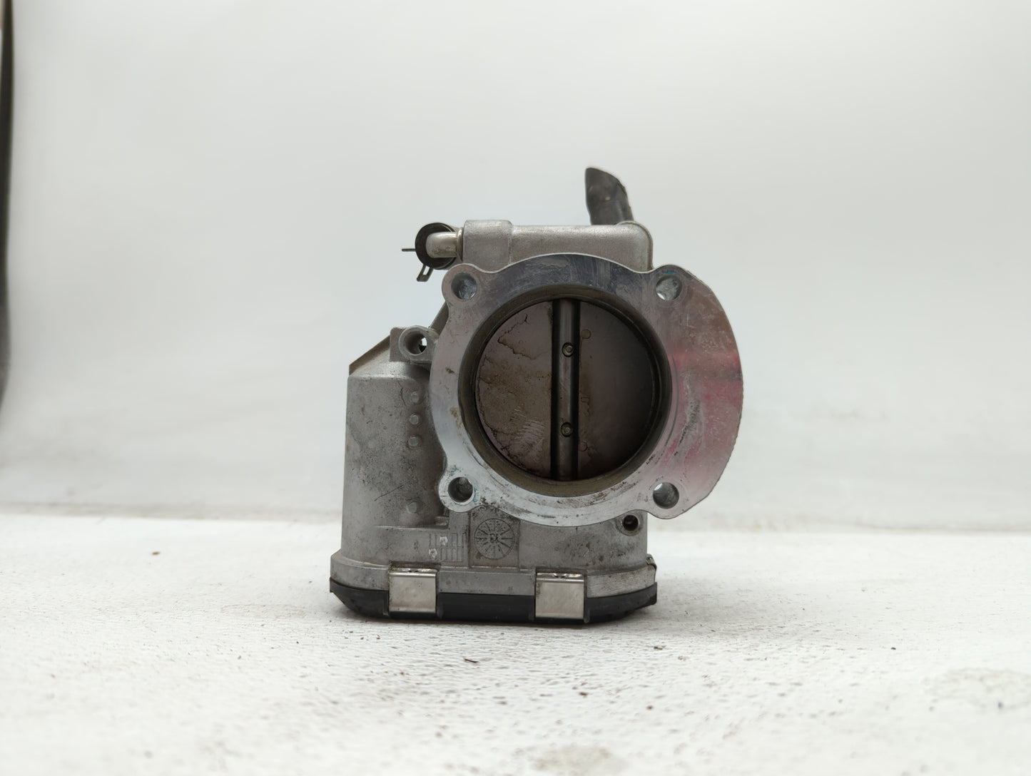 2011-2014 Hyundai Sonata Throttle Body P/N:904501 0001 35100-2G700 Fits Fits 2011 2012 2013 2014 2015 2016 OEM Used Auto Par