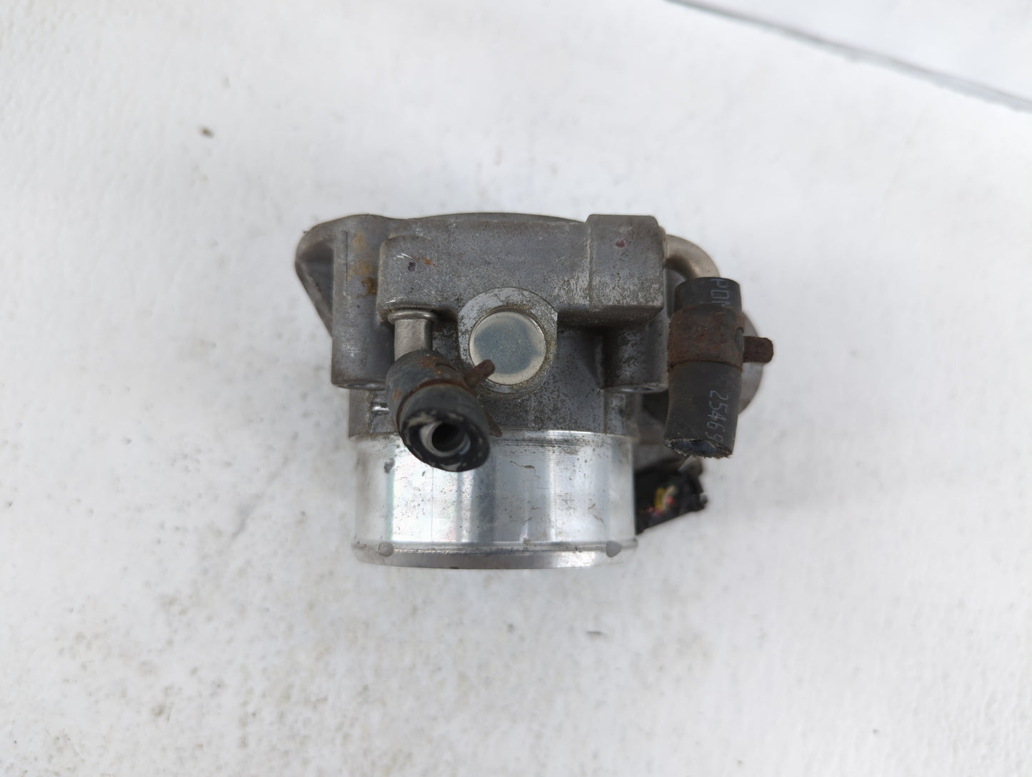 2011-2014 Hyundai Sonata Throttle Body P/N:904501 0001 35100-2G700 Fits Fits 2011 2012 2013 2014 2015 2016 OEM Used Auto Par