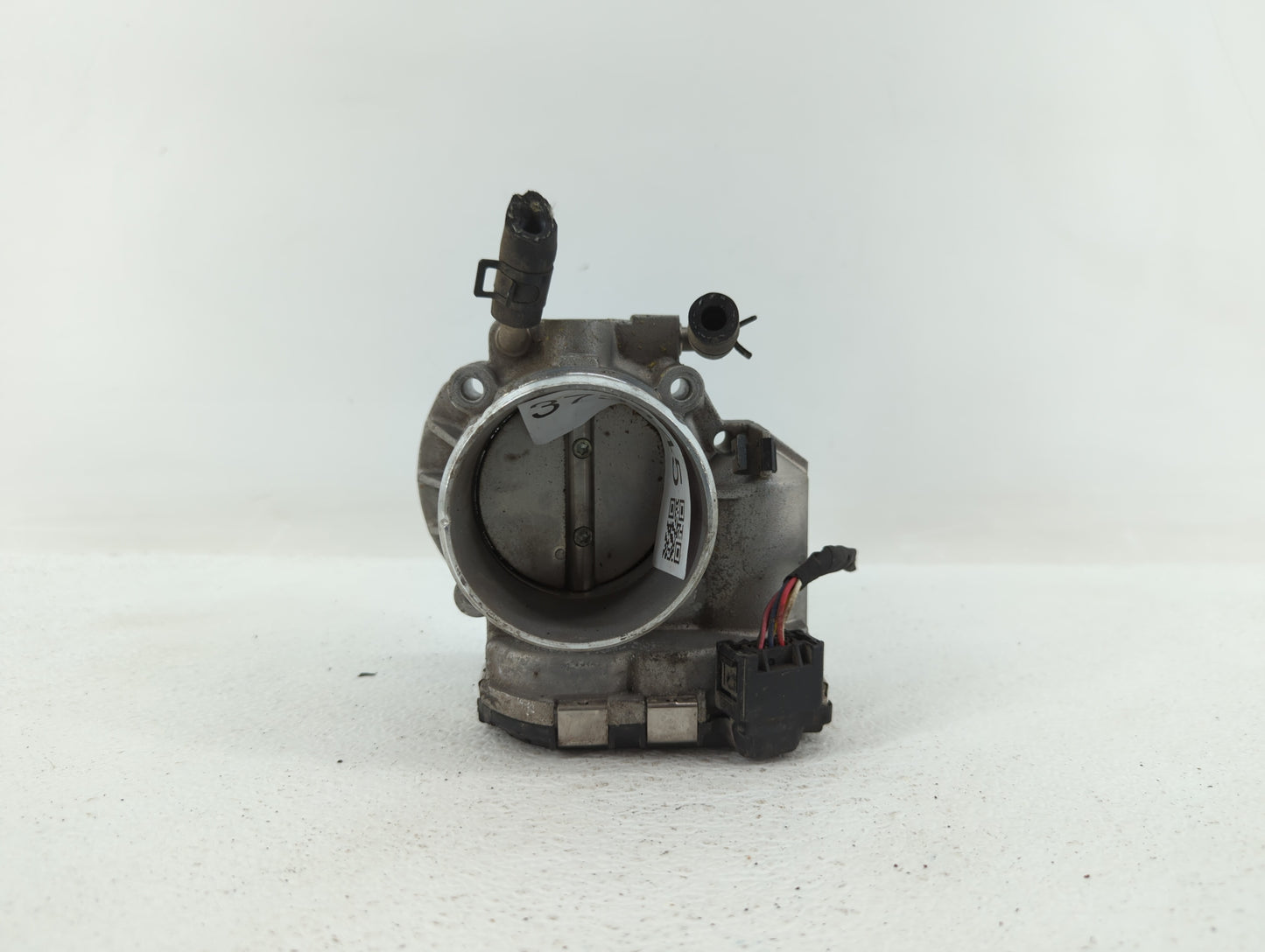 2011-2014 Hyundai Sonata Throttle Body P/N:35100-2G700 Fits Fits 2011 2012 2013 2014 2015 2016 OEM Used Auto Parts - Oemused