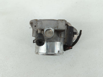 2011-2014 Hyundai Sonata Throttle Body P/N:35100-2G700 Fits Fits 2011 2012 2013 2014 2015 2016 OEM Used Auto Parts