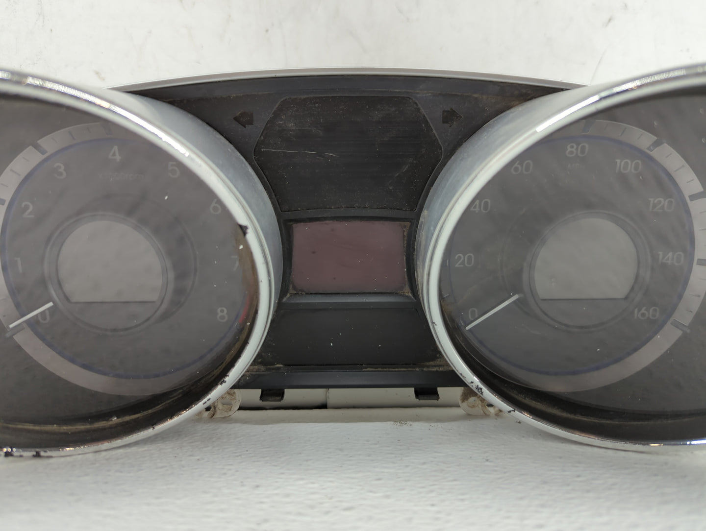 2011-2014 Hyundai Sonata Instrument Cluster Speedometer Gauges P/N:94001-3Q014 94001-3Q010 Fits Fits 2011 2012 2013 2014 OEM