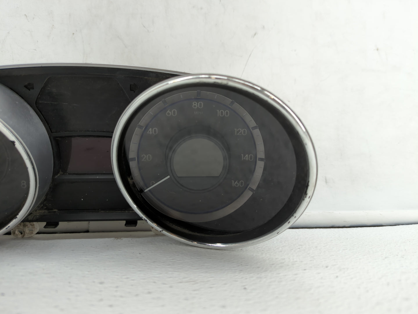 2011-2014 Hyundai Sonata Instrument Cluster Speedometer Gauges P/N:94001-3Q014 94001-3Q010 Fits Fits 2011 2012 2013 2014 OEM