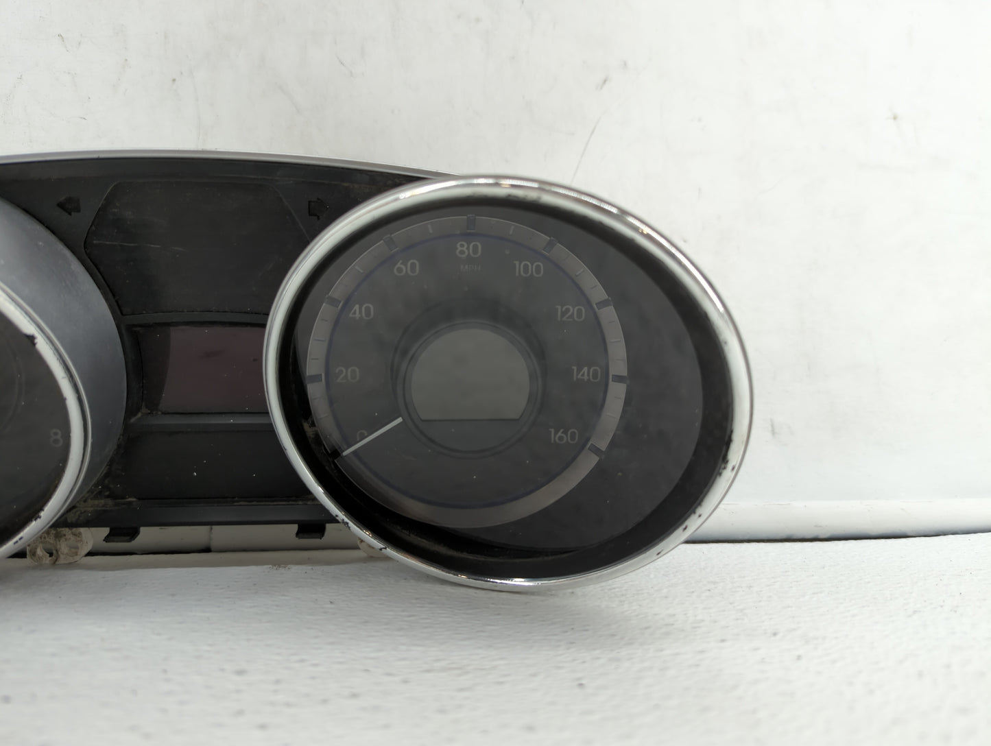 2011-2014 Hyundai Sonata Instrument Cluster Speedometer Gauges P/N:94001-3Q014 94001-3Q010 Fits Fits 2011 2012 2013 2014 OEM