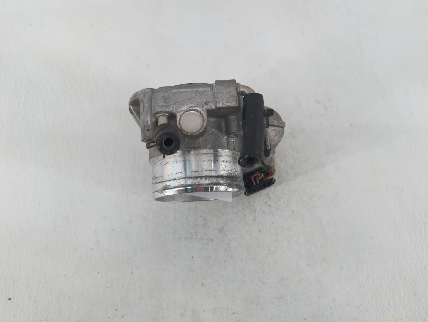 2011-2015 Hyundai Sonata Throttle Body P/N:35100-2G700 35100-2G800, 9045010020 Fits Fits 2011 2012 2013 2014 2015 2016 OEM U