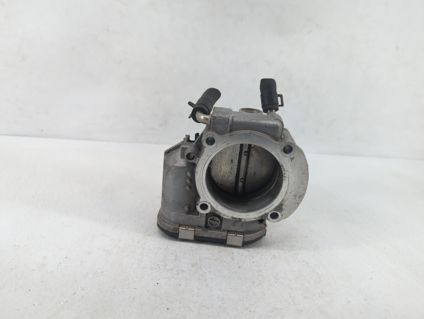 2011-2015 Hyundai Sonata Throttle Body P/N:35100-2G700 35100-2G800, 9045010020 Fits Fits 2011 2012 2013 2014 2015 2016 OEM U