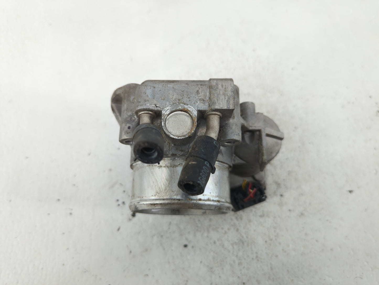 2011-2014 Hyundai Sonata Throttle Body P/N:22030-0T080 35100-2G710 Fits Fits 2011 2012 2013 2014 2015 2016 OEM Used Auto Par