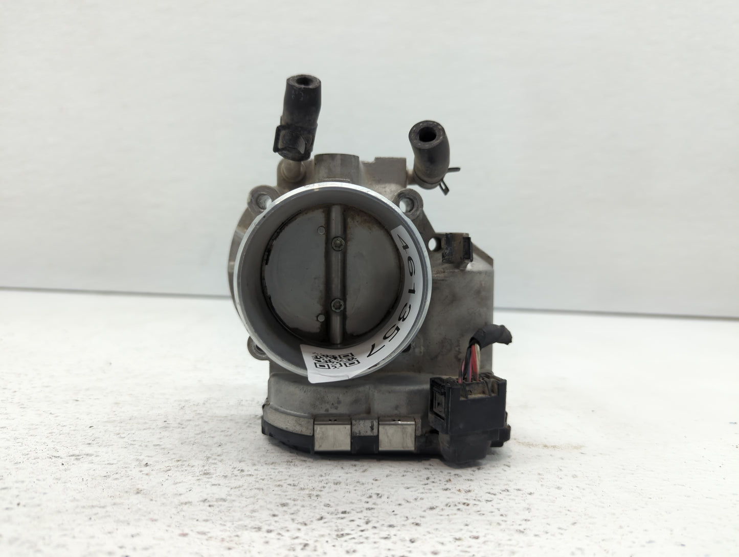 2011-2014 Hyundai Sonata Throttle Body P/N:35100-2G700 Fits Fits 2011 2012 2013 2014 2015 2016 OEM Used Auto Parts - Oemused
