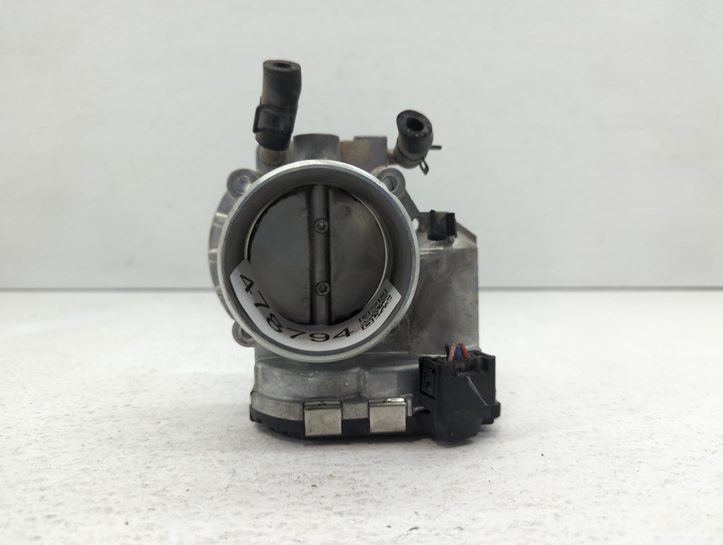 2011-2014 Hyundai Sonata Throttle Body P/N:35100-2G700 Fits Fits 2011 2012 2013 2014 2015 2016 OEM Used Auto Parts - Oemused