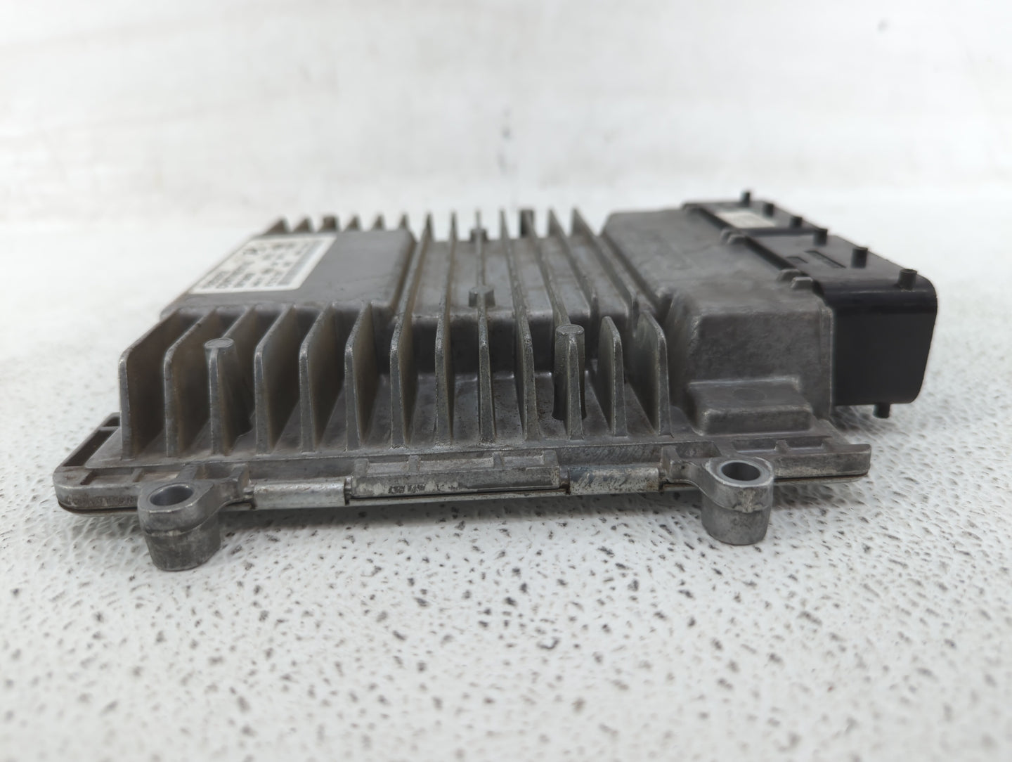 2011-2014 Hyundai Sonata PCM Engine Control Computer ECU ECM PCU OEM P/N:39111-2G693 39101-2G693 Fits Fits 2011 2012 2013 20