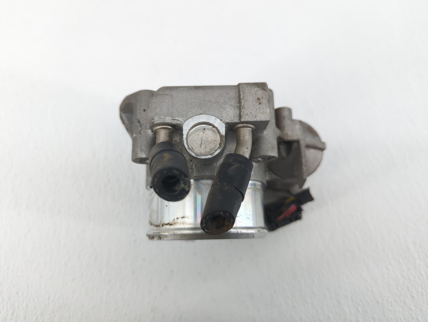 2011-2014 Hyundai Sonata Throttle Body P/N:22030-0T080 35100-2G710 Fits Fits 2011 2012 2013 2014 2015 2016 OEM Used Auto Par