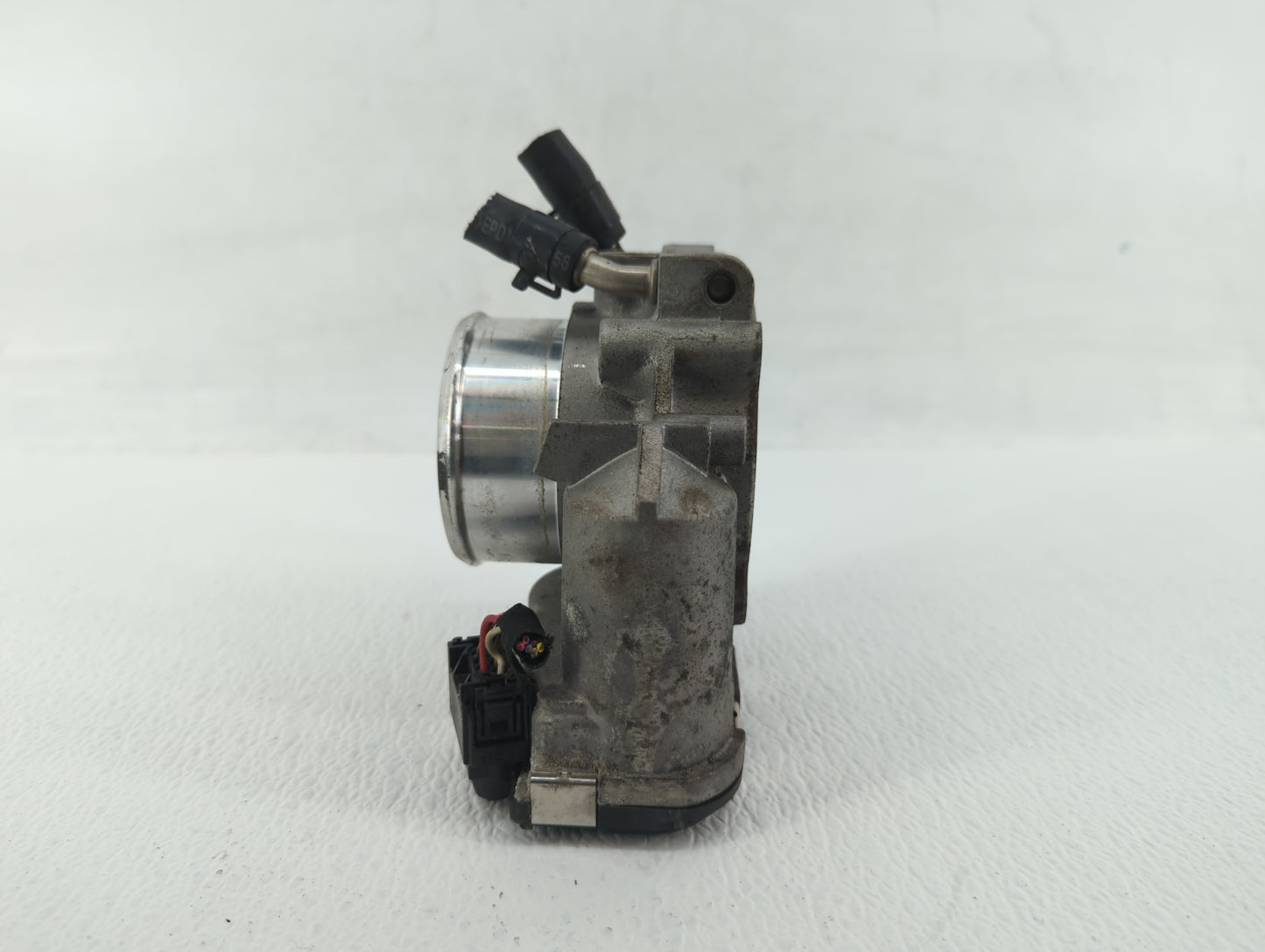 2011-2014 Hyundai Sonata Throttle Body P/N:22030-0T080 35100-2G710 Fits Fits 2011 2012 2013 2014 2015 2016 OEM Used Auto Par