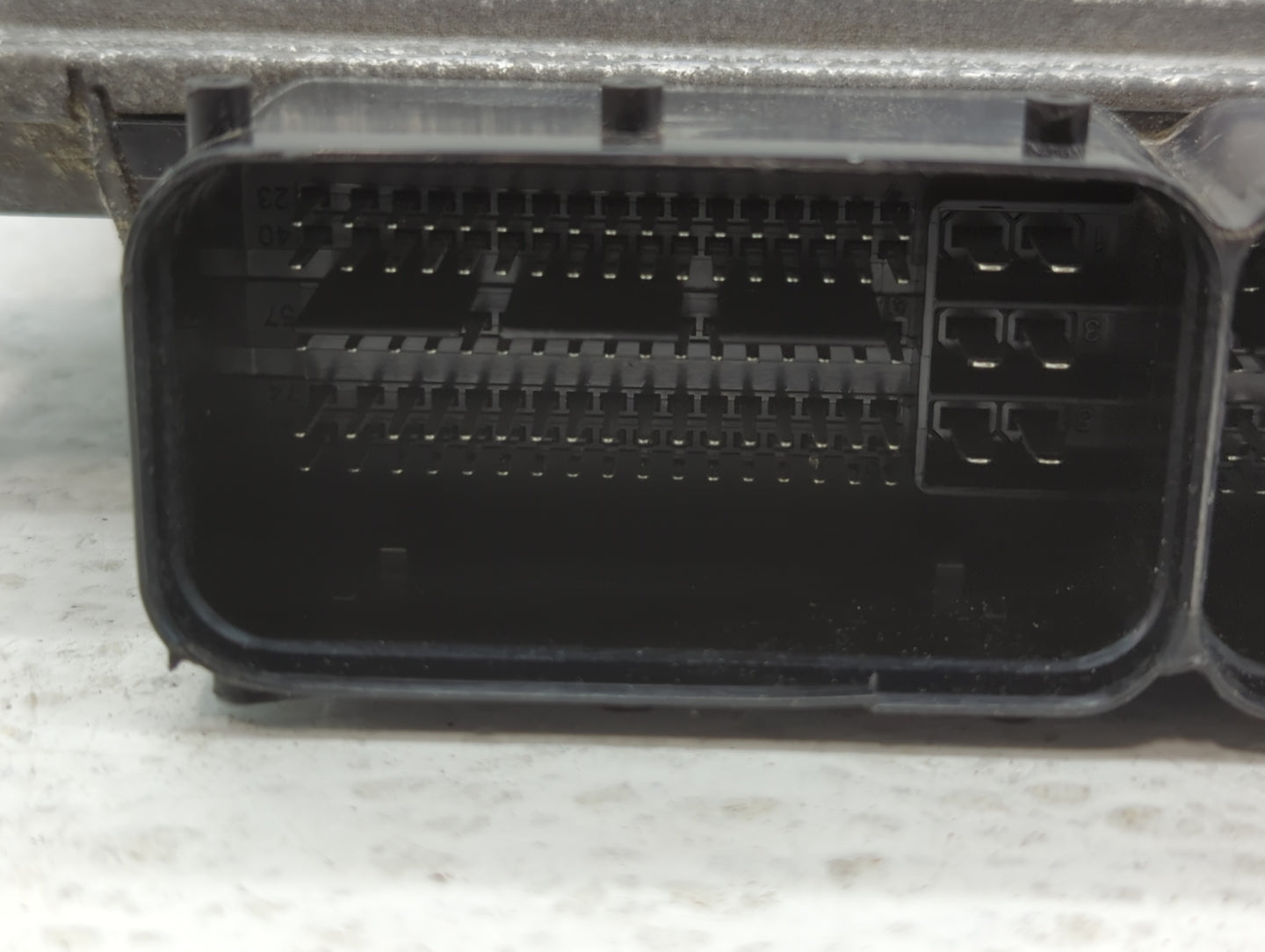 2011-2014 Hyundai Sonata PCM Engine Control Computer ECU ECM PCU OEM P/N:39101-2G693 39111-2G693 Fits Fits 2011 2012 2013 20
