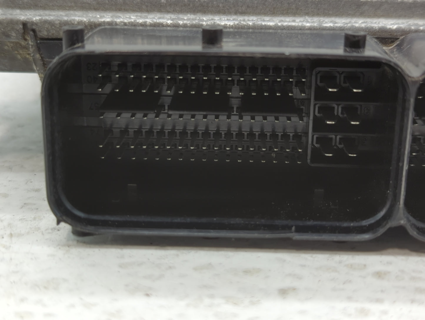 2011-2014 Hyundai Sonata PCM Engine Control Computer ECU ECM PCU OEM P/N:39101-2G693 39111-2G693 Fits Fits 2011 2012 2013 20