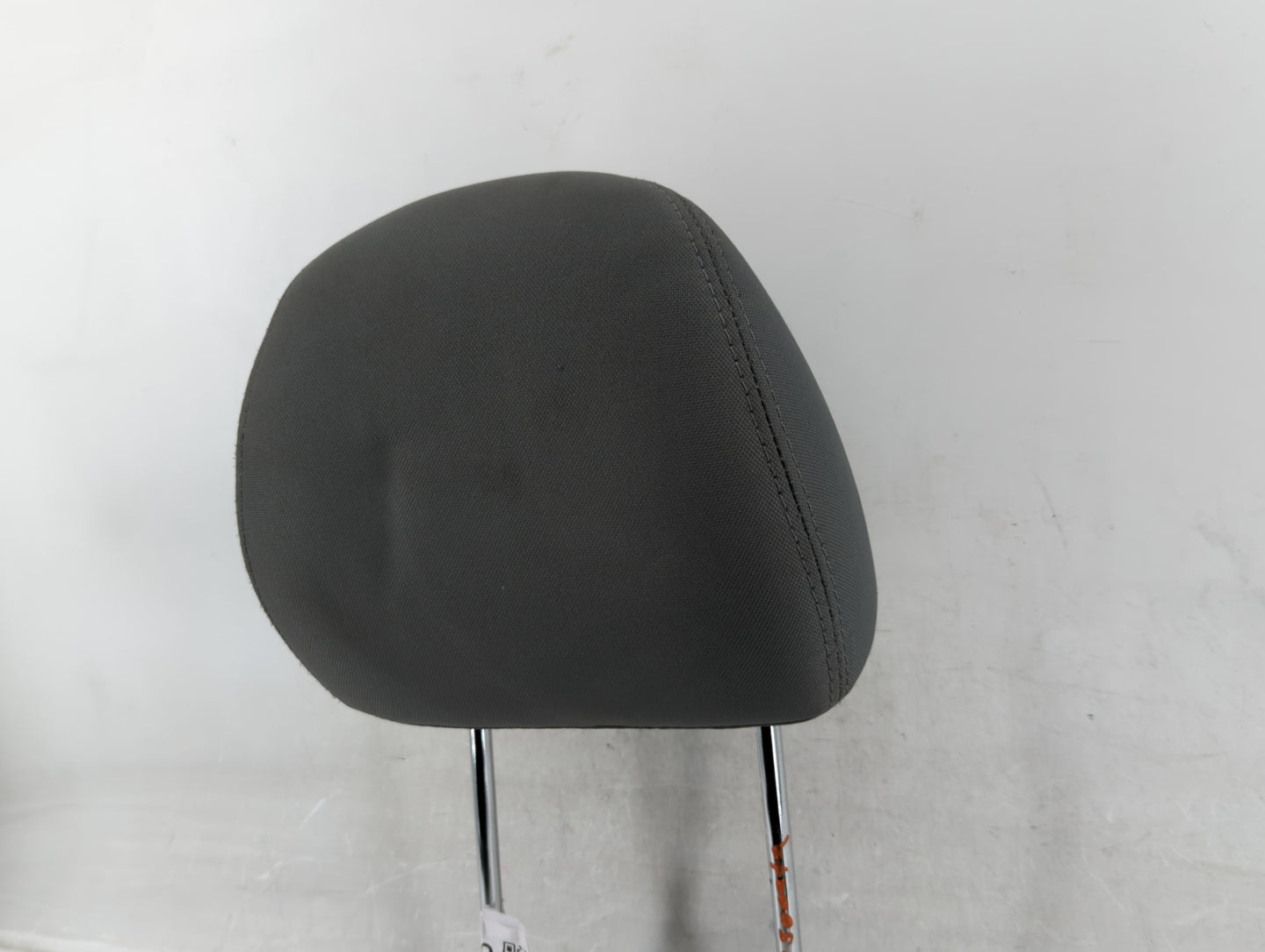 2013-2014 Hyundai Sonata Headrest Head Rest Rear Center Seat - Oemusedautoparts1.com