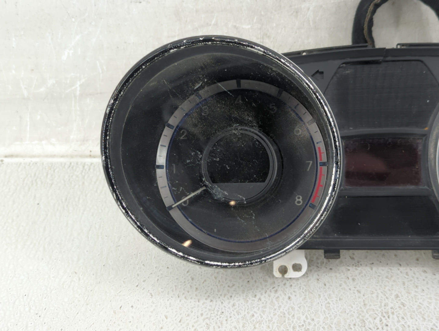 2011-2014 Hyundai Sonata Instrument Cluster Speedometer Gauges P/N:94001-3Q015 Miles: Fits Fits 2011 2012 2013 2014 OEM Used