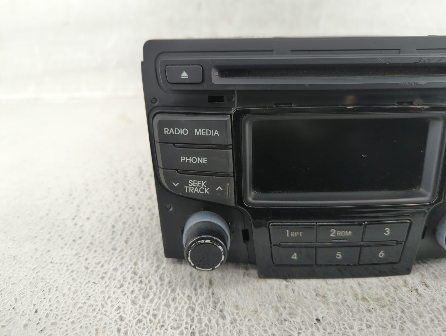 2014-2014 Hyundai Sonata Am Fm Cd Player Radio Receiver - Oemusedautoparts1.com