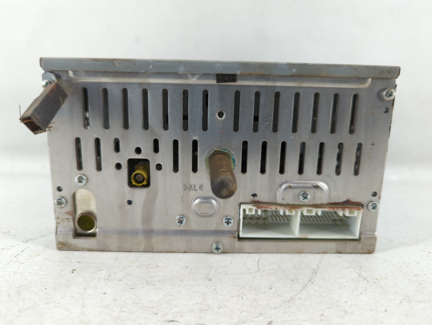 2013-2014 Hyundai Sonata Am Fm Cd Player Radio Receiver - Oemusedautoparts1.com