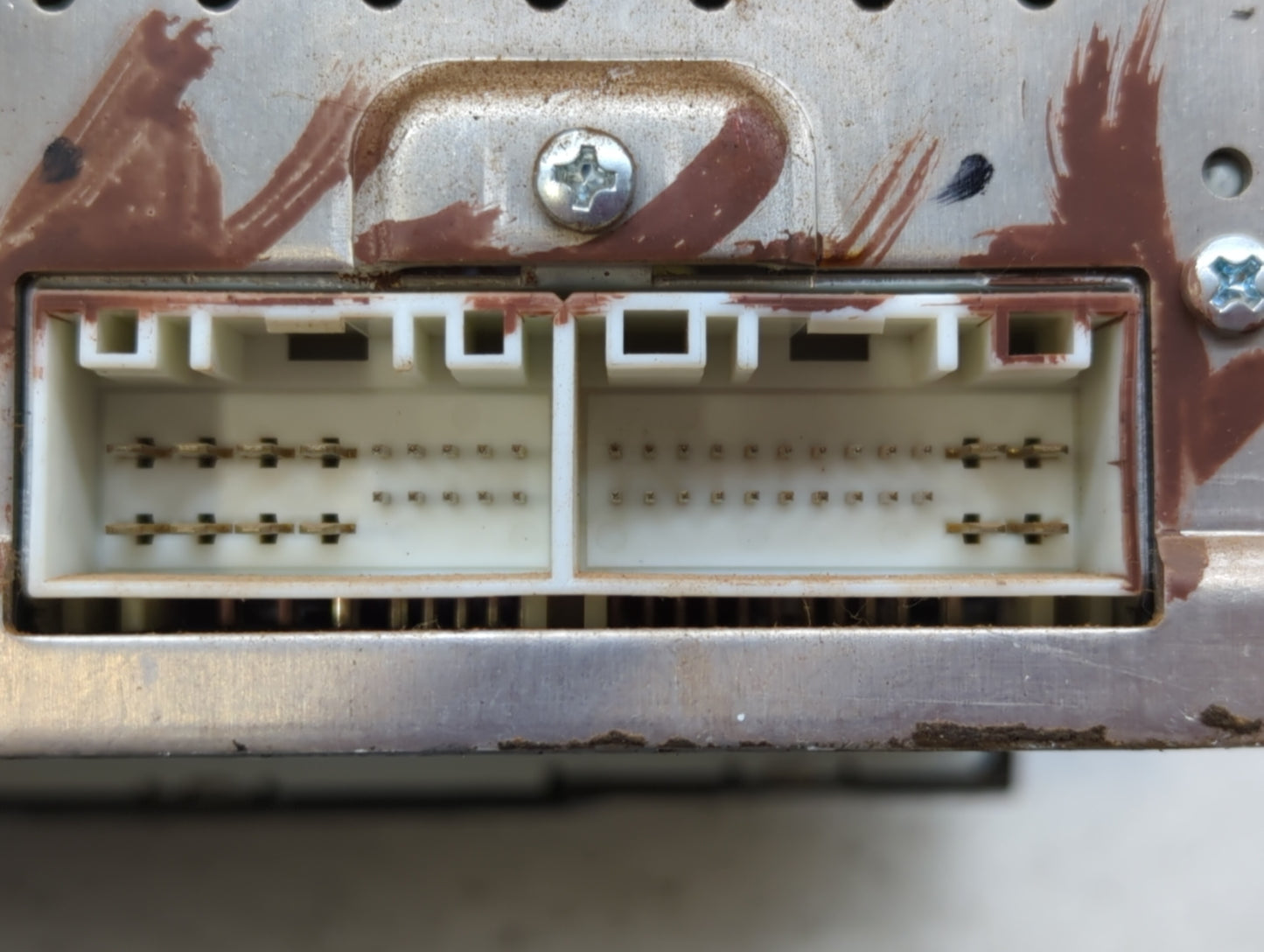 2013-2014 Hyundai Sonata Am Fm Cd Player Radio Receiver - Oemusedautoparts1.com